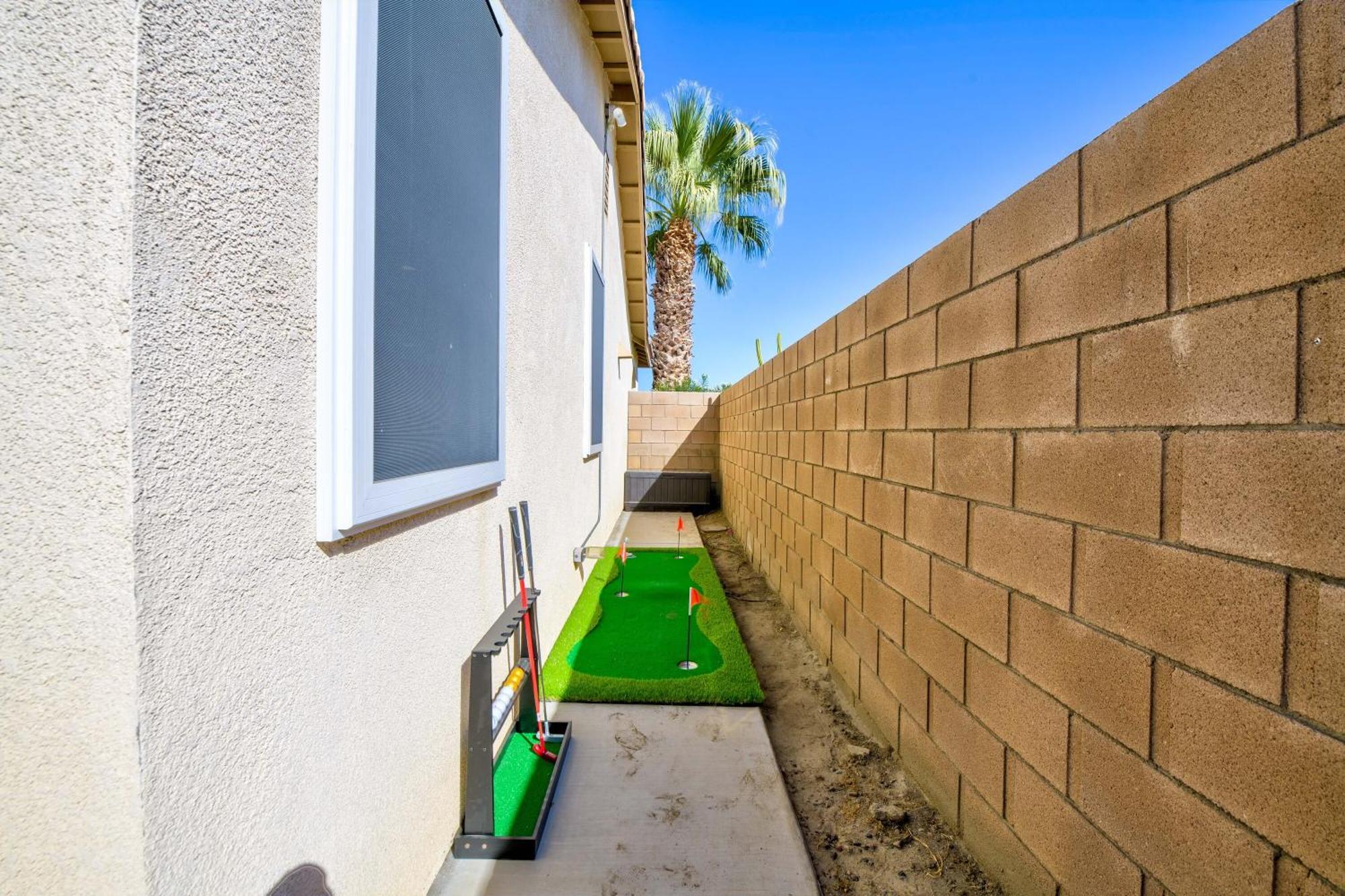 Casa Desert Muse With Heated Pool Spa Firepit Mini Golf And Games Indio Exterior photo